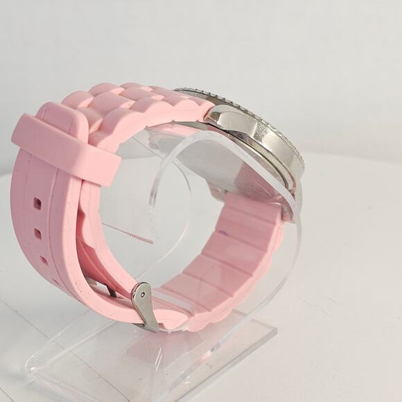 Pink Silicone Women's Quartz Watch 38mm Case White Dial Silver-Tone Bezel Tested - Picture 8 of 12